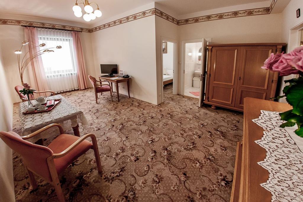 Bed and Breakfast Palazzo Adler Сважендз Экстерьер фото